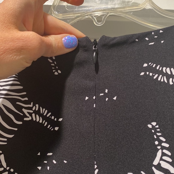 Zebra print black flowy dress - Picture 5 of 5